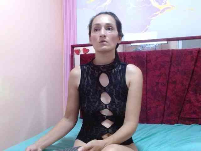 genesis-girl-mature webcam