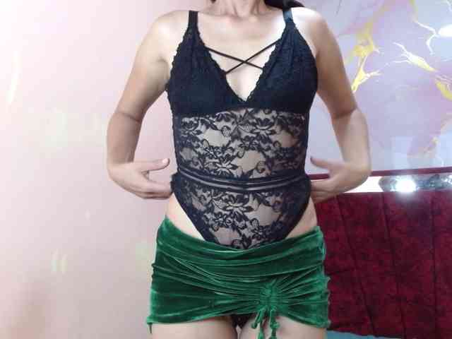 genesis-girl-mature