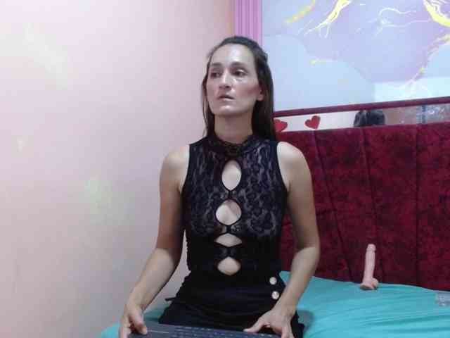 genesis-girl-mature webcam