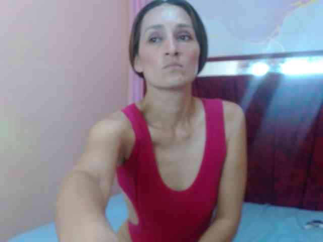genesis-girl-mature webcam