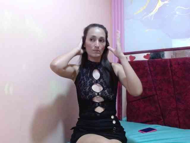 genesis-girl-mature webcam