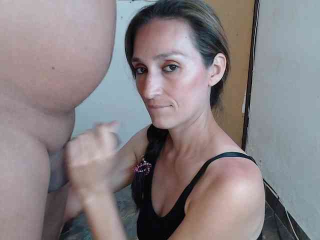 genesis-girl-mature webcam
