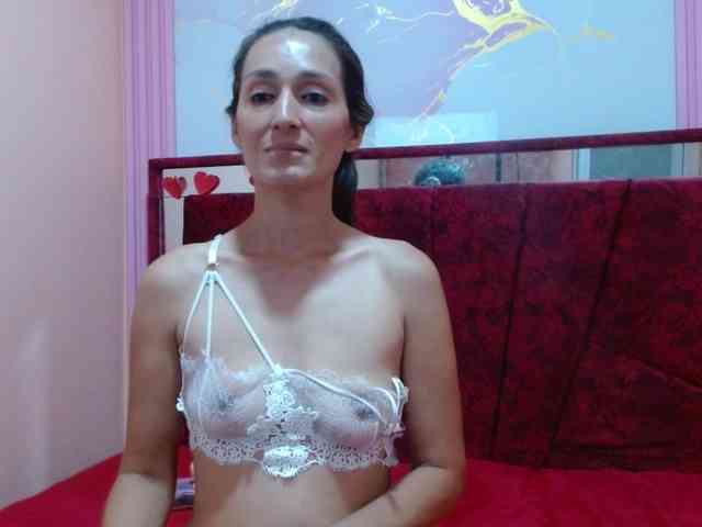 genesis-girl-mature webcam
