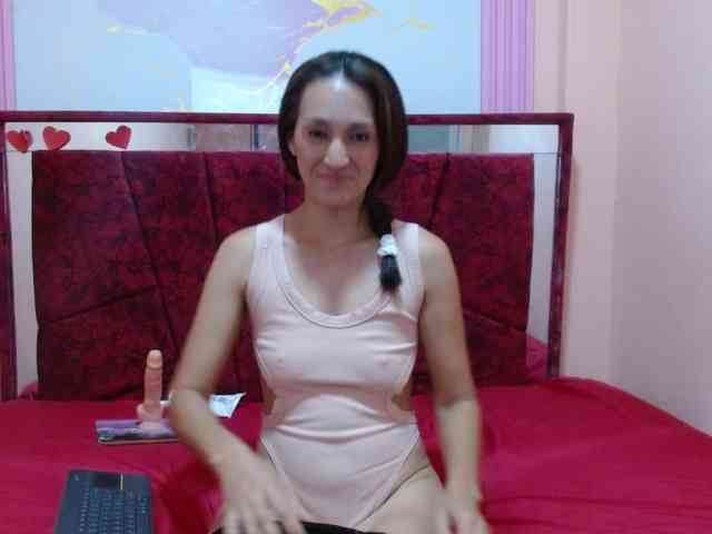 genesis-girl-mature webcam