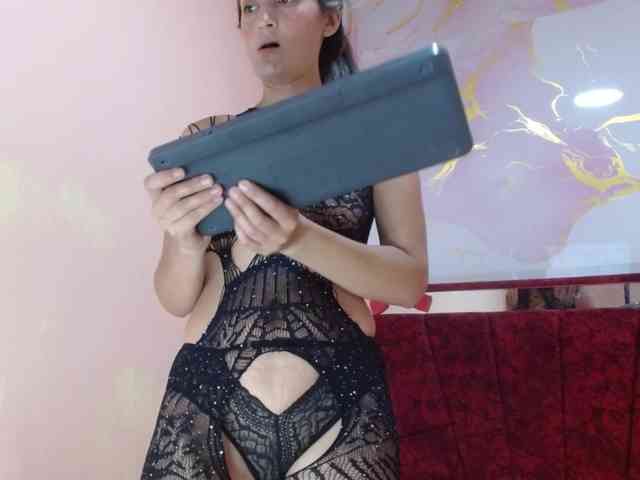 genesis-girl-mature webcam