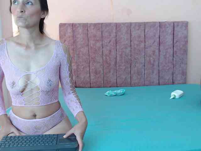 genesis-girl-mature genesis-girl-mature
