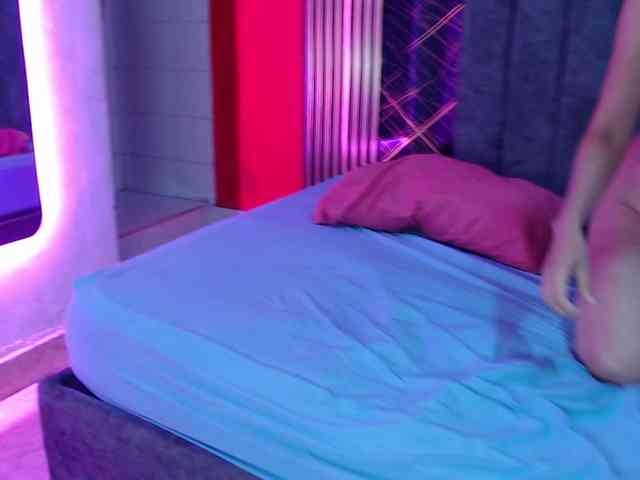 genesis-girl-mature webcam