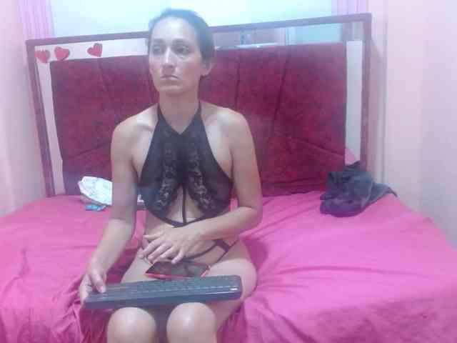 genesis-girl-mature webcam