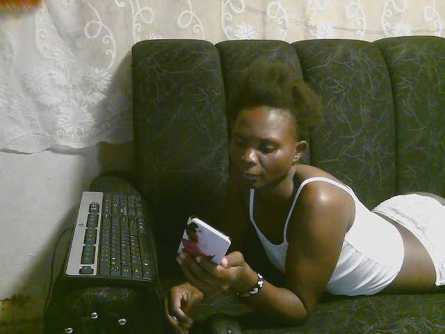 Candy-lover live cam on BongaCams
