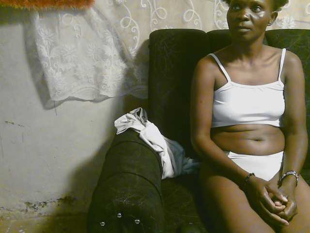 Candy-lover live cam on BongaCams