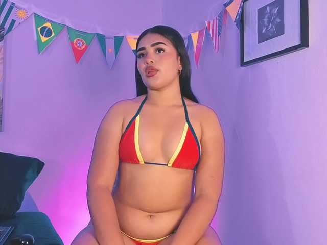 Luxe-eva- live cam on BongaCams