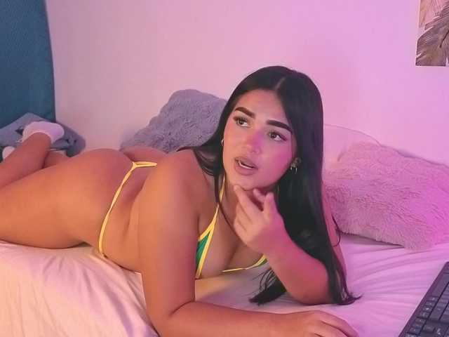 Luxe-eva- live cam on BongaCams