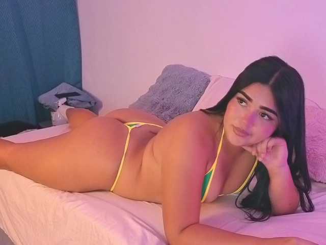 Luxe-eva- live cam on BongaCams