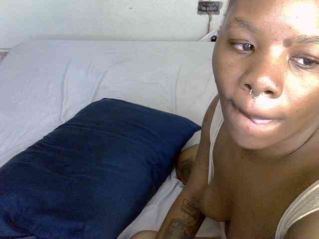 Sexytiffah webcam