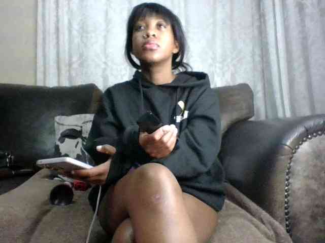 Trixiey8 webcam