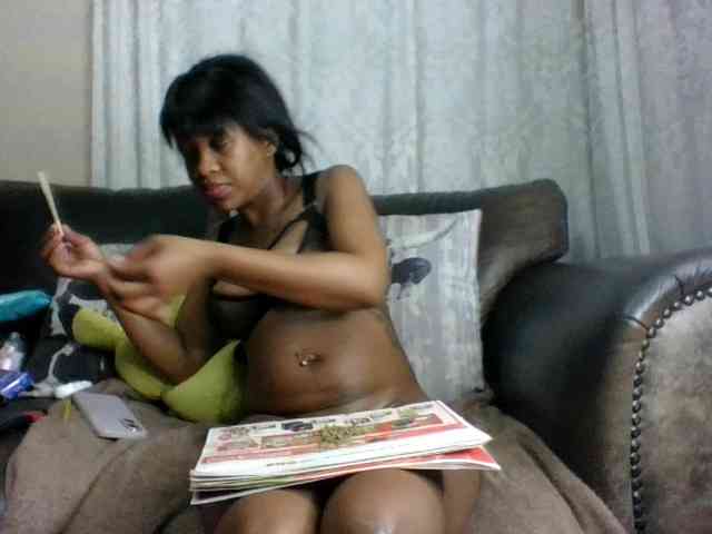 Trixiey8 webcam