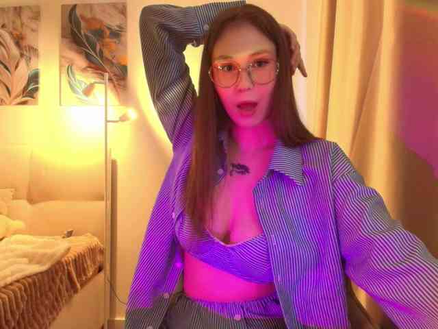 nude live chat Velveeta