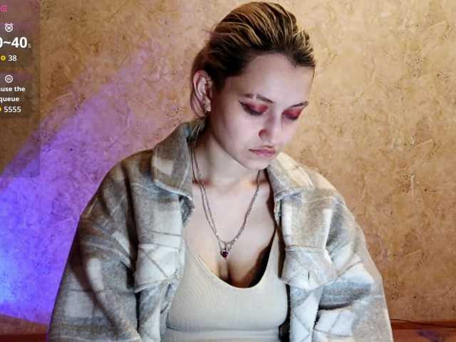 DetraRediger's BongaCams show and profile