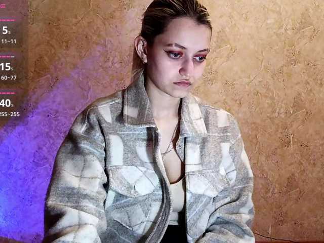 DetraRediger's BongaCams show and profile