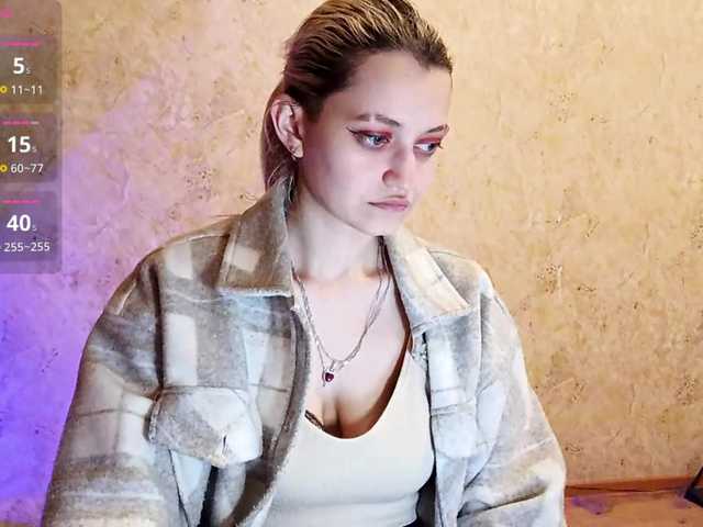 DetraRediger's BongaCams show and profile