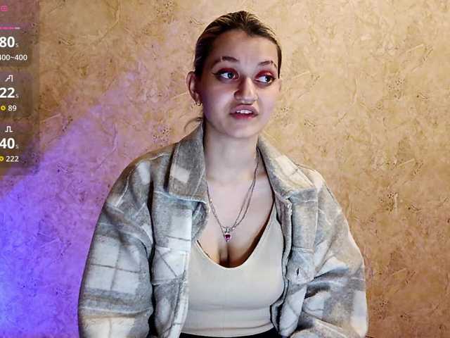 DetraRediger's BongaCams show and profile