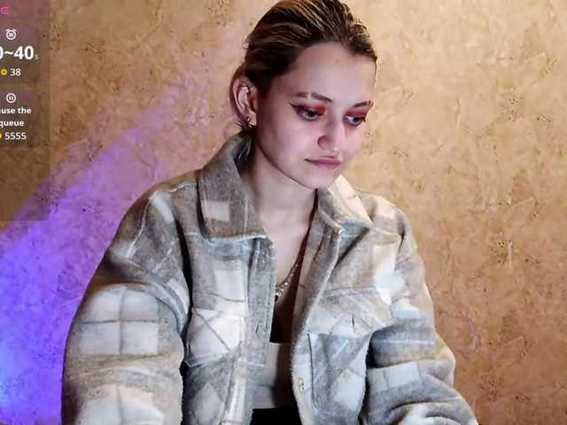 DetraRediger's BongaCams show and profile