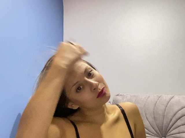 Zuri Fo Xxx (ZuriFoxxx)