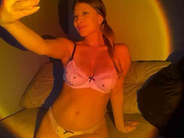 ZuriFoxxx webcam