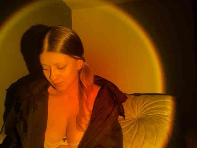 ZuriFoxxx webcam