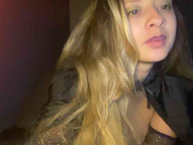 ZuriFoxxx webcam