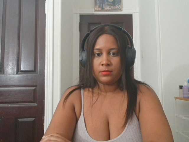 biancadoesitright, en directo ahora en BongaCams
