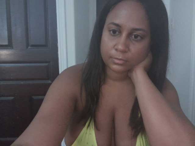 biancadoesitright live cam on UnifiedCams