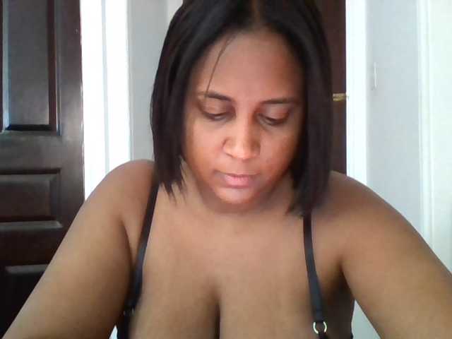 biancadoesitright live cam on BongaCams