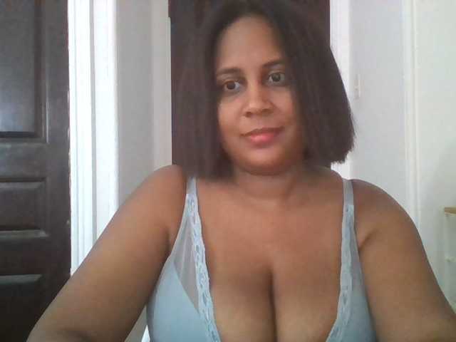 biancadoesitright live cam on BongaCams