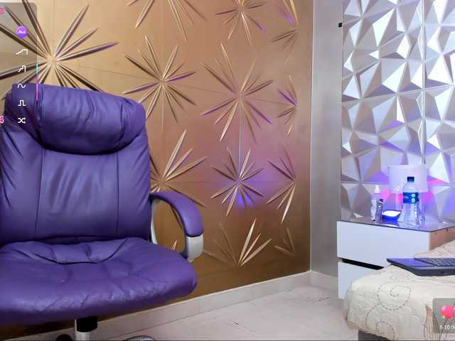 lili-rose1's BongaCams show and profile