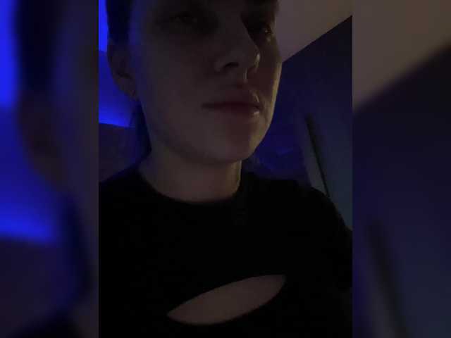 ISKRAKATYA live cam