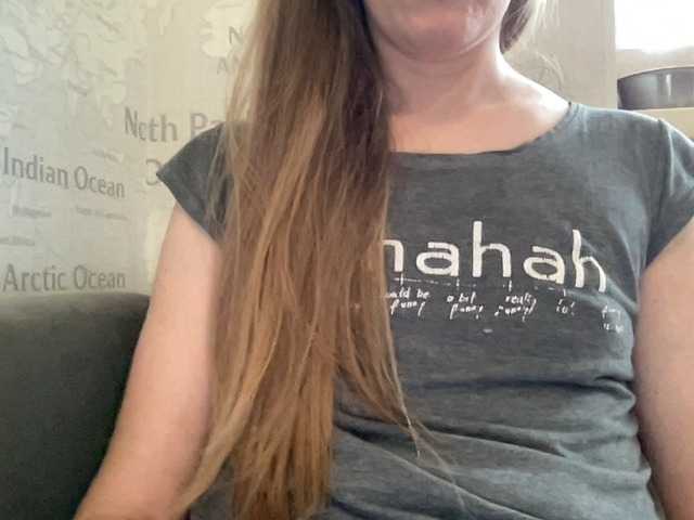 AlisaKitcat live cam on BongaCams