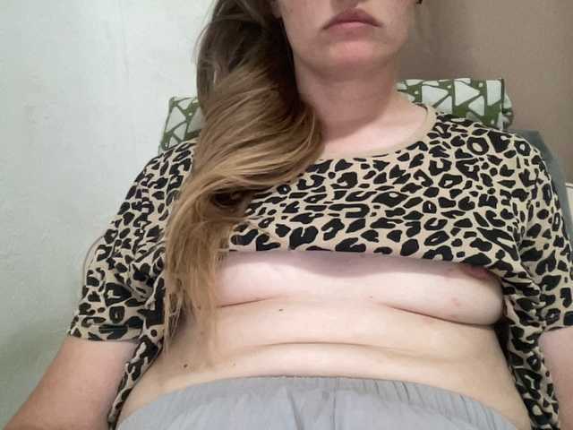 AlisaKitcat live cam on BongaCams