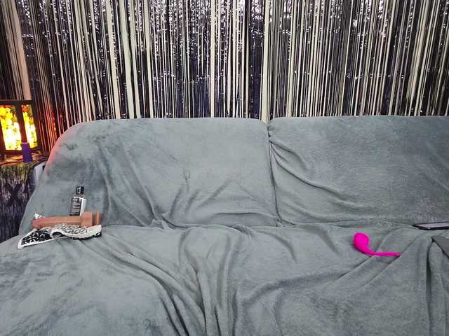 rileylogan live webcam show