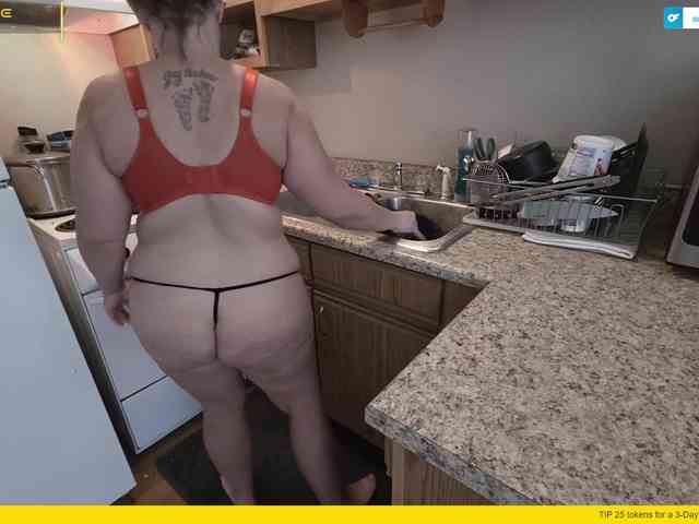 RileyLogan webcam