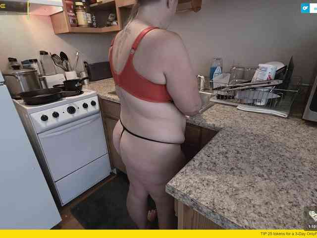 RileyLogan webcam