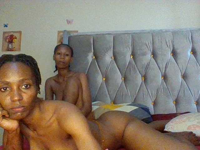 Jay-mia live cam on BongaCams