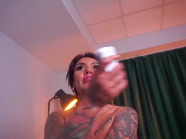  TaraElliot chat room