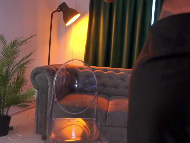  TaraElliot chat room