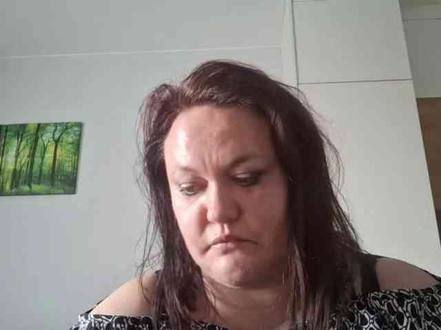 OpheliaSweet webcam