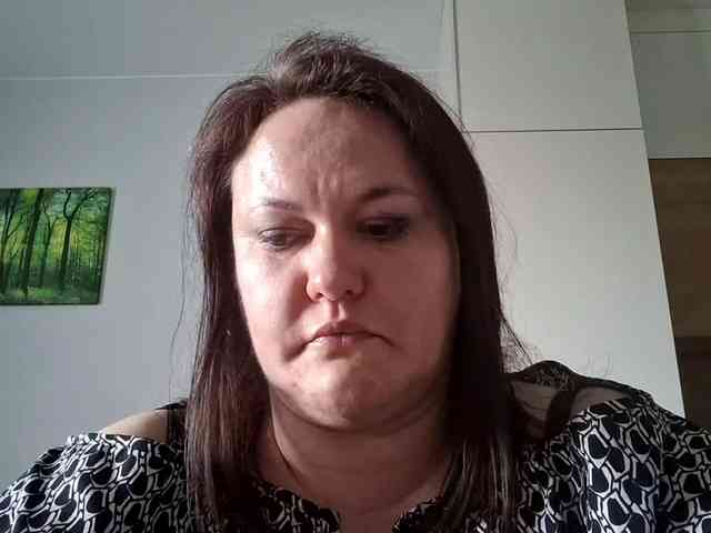 OpheliaSweet webcam