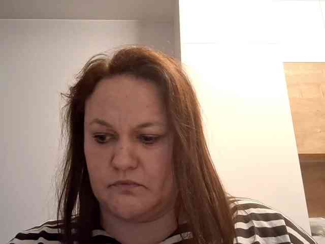 OpheliaSweet webcam