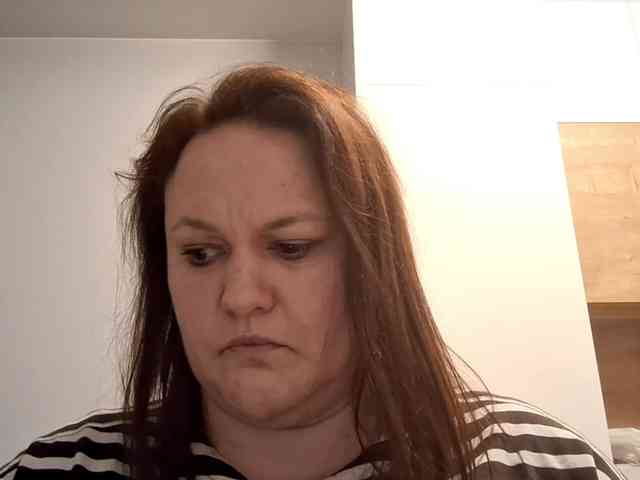 OpheliaSweet webcam