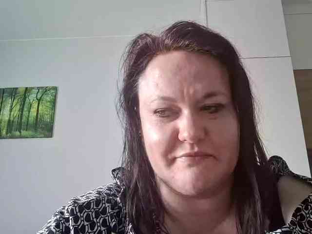 OpheliaSweet webcam