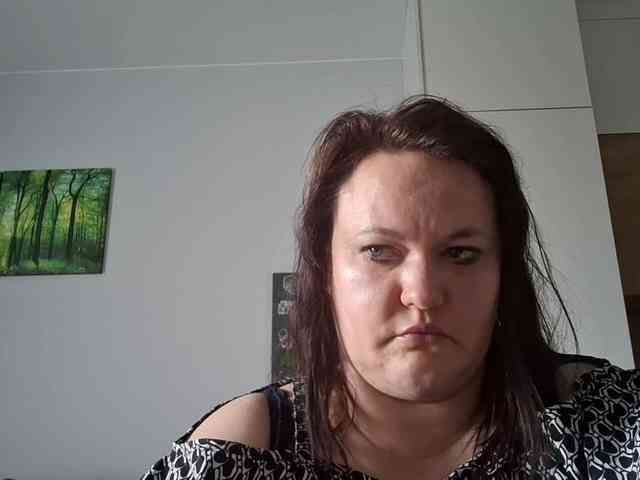 OpheliaSweet webcam